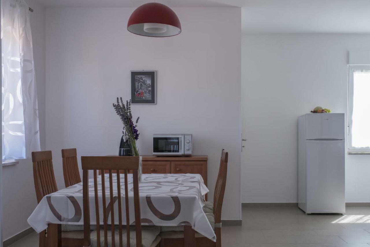 Apartment Karin Medulin Eksteriør bilde